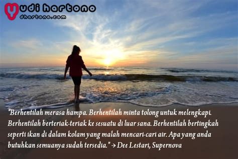 Beragam situasi hidup terkadang membuat orang harus sabar dan ikhlas menerima keadaan. Quote Dee Lestari Tentang Cinta dan Kehidupan [Terbaik ...