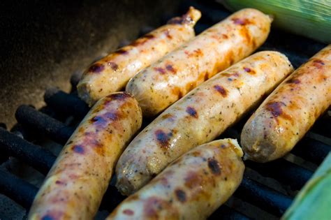 *contains no artificial ingredients, minimally. Homemade Chicken Apple Sausage Recipe :: The Meatwave