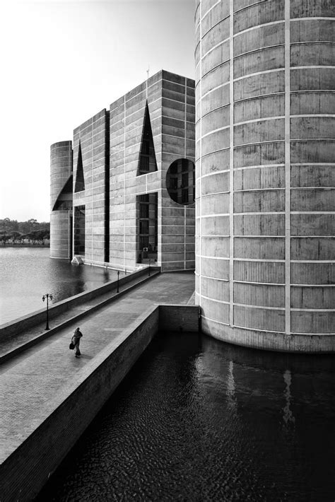 Top 7 Designs By Modernist Architect Louis Kahn Modernism Buildings