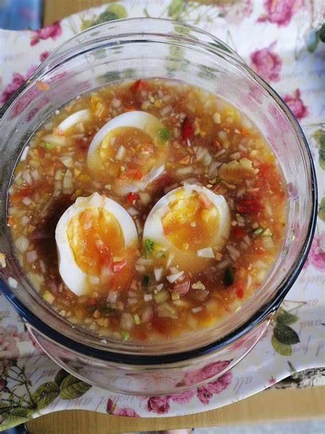 Rendam asam seukuran buah lemon dalam air selama 10 menit. Menu Viral Telur Rebus Air Asam Jawa, Sesuai Untuk Hijabi ...