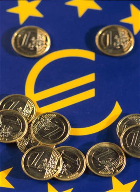 Euro exchange rates and currency conversion. Euro-Einführung in Tschechien noch in diesem Jahrzehnt ...