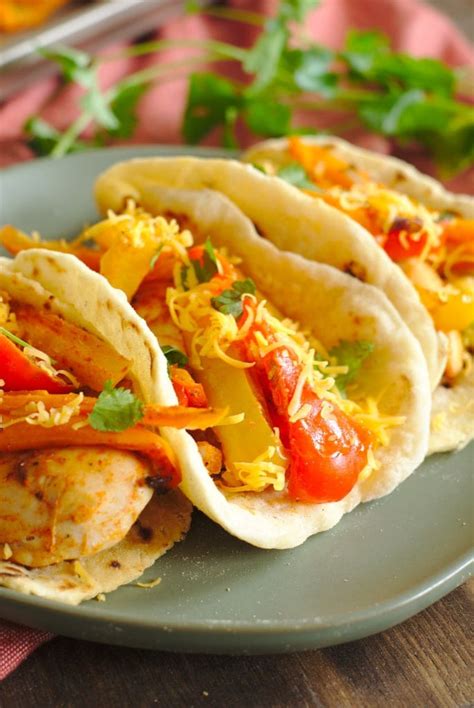 They are a spectacular meal for a crowd! Baked Chicken Fajitas | YellowBlissRoad.com