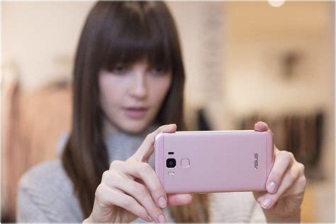 Asus Zenfone 3 Max Menggoda Dengan Warna Pink Selularid