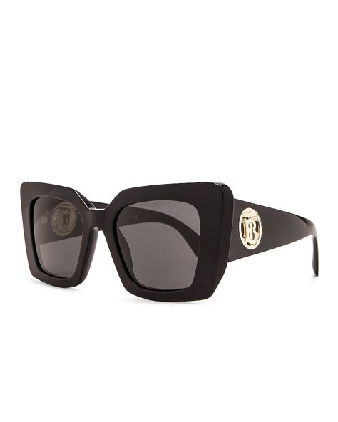 Burberry Daisy Sunglasses In Black Fwrd