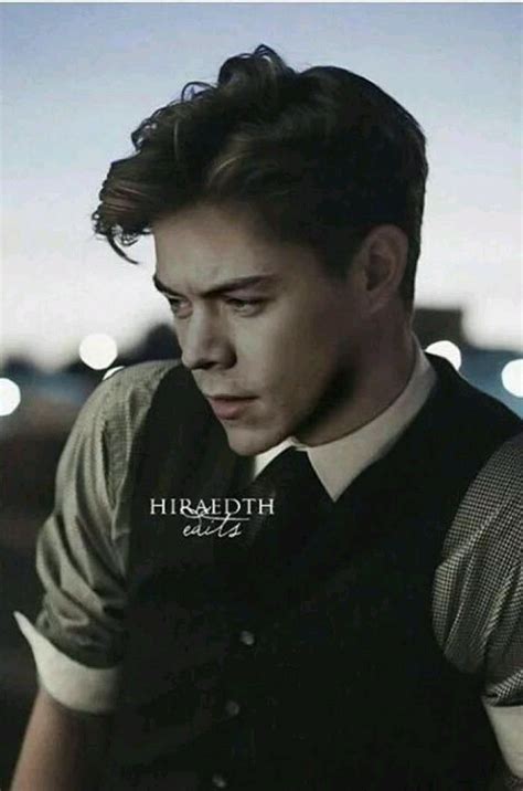 #harry styles #ever since new york #harry styles imagine #harry styles haircut #dunkirk #1d harry's new hair cut oh my god. I THOUGHT THIS WAS JONATHAN FROM STRANGER THINGS FOR A ...