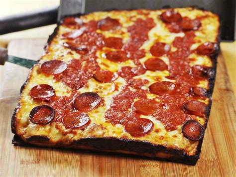 Detroit Style Pizza Is The Best Thing Youre Gonna Make This Year The