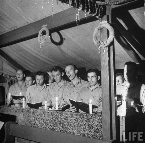 See How Us Soldiers Celebrate Christmas During World War Ii Vintage