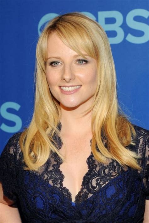 Melissa Rauch Hot Photos That Are Completely Different From Her The