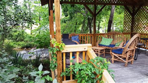 (romance screwed, he returns to copper coronet) 2. Hummingbird Inn Romance Guide 2018 - Hummingbird Inn