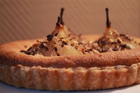 Come preparare le pere cotte con la ricetta semplice. la valigia sul letto: solo l'ennesima frangipane con le ...