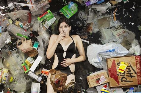 Simplehuman trash cans use solid materials, meticulous engineering, and innovative design our compost caddy conveniently docks on the side of simplehuman trash cans encouraging you to. Disturbing Photos Reveal Just How Much Trash Americans ...