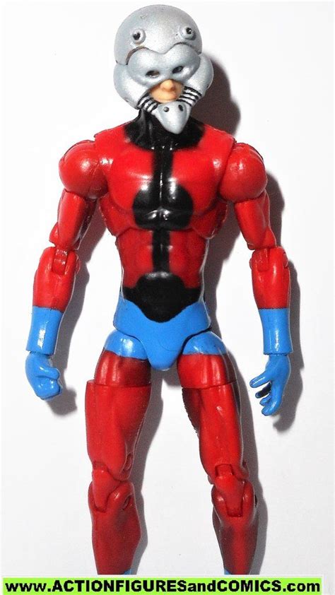 Marvel Universe Antman Hank Pym Ant Man Red Blue Legends Action Figures