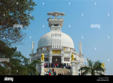 Dhauli Temple Front View With Many Visitors Stock Photo Alamy