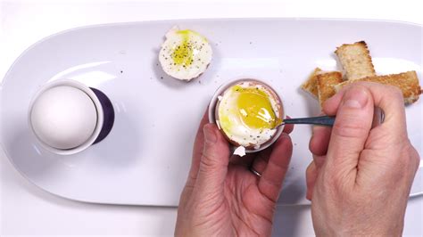 Martha Stewarts Perfect Soft Boiled Eggs