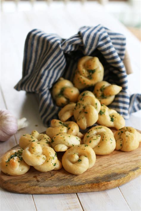 Vegan Garlic Knots Recipe Garlic Knots Vegan Cooking Vegan