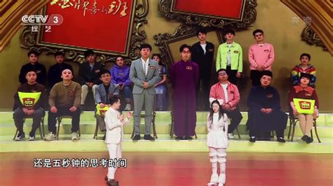 《瑞克和莫蒂》是由justin roiland和dan harmon为卡通网络深夜节目adult swim创作的美国成人动画科幻情景喜剧。 该系列追随着疯狂科学家瑞克·桑切斯( rick sanchez)以及他容易受影响的外孙莫蒂·史密斯( morty smith)的脚步. 《金牌喜剧班》高清完整版手机在线观看免费-一六六电影网
