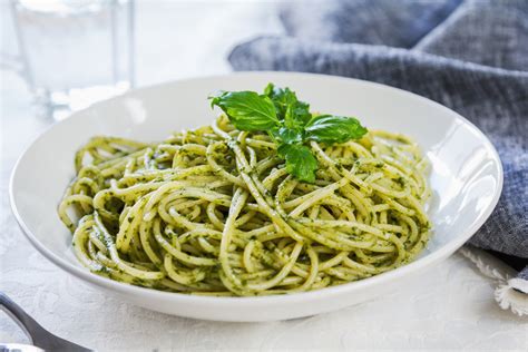 Spaghetti Al Pesto Salat Mediterran Spaghettisalat