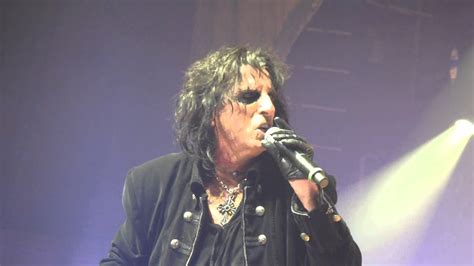 23 Poison Alice Cooper Fort Ft Wayne Indiana In Embassy Theatre By