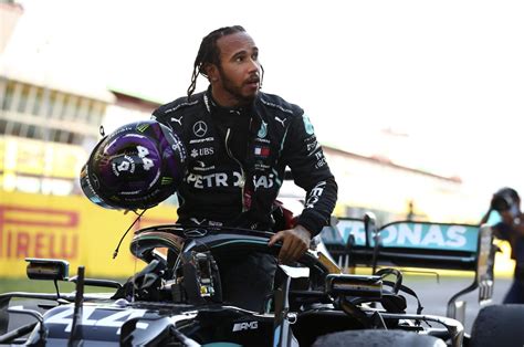 Hamilton Resumes Record Race On F1s Nurburgring Return Daily Sabah