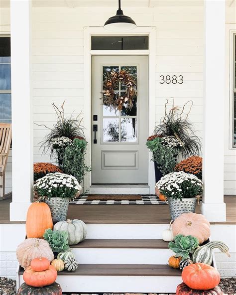 20 Beautiful Fall Front Door Decor Ideas Wonder Forest