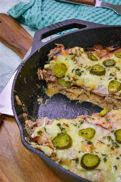 I typically braise my pulled pork in stock and some kind of acid. Cast Iron Cuban Casserole | Recipe in 2020 | Pulled pork recipes, Pulled pork leftover recipes ...