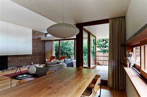 Neutral Bay House in Sydney with Midcentury Modern Flair