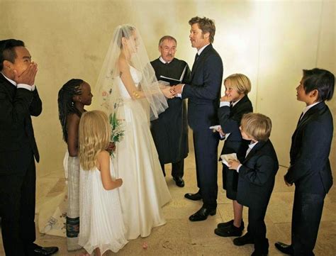 brad pitt and angelina jolie wedding all photos pictures