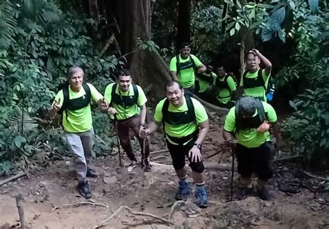 Kumpulan Belia Jalani Latihan Intensif Sebelum Tawan Gunung Kinabalu