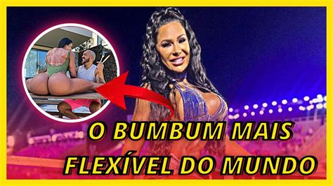 Gracyanne Barbosa posa de costas com maiô cavadíssimo e exibe bumbum