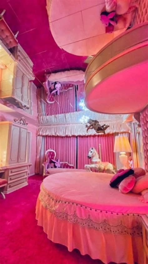 pink princess castle bedroom decor for teen girls