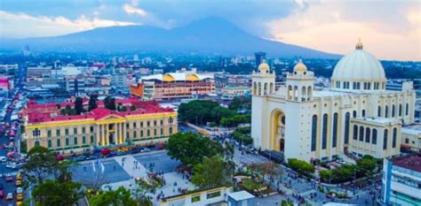 Visit The Amazing San Salvador Historic District