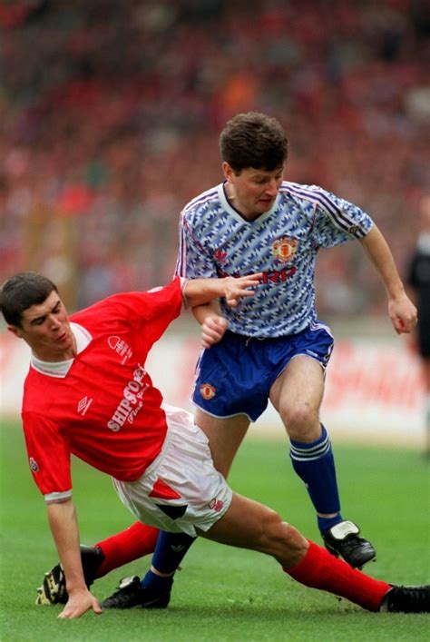 Bryan robson's final season at manchester united coincided with roy keane's first. A very public transfer saga: How Roy Keane's Man United ...