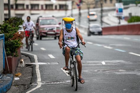 On World Bicycle Day Filipino Bikers Fight For Space Catholic News