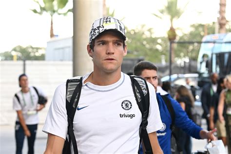 barcelona ‘really close to signing marcos alonso from chelsea report barca blaugranes