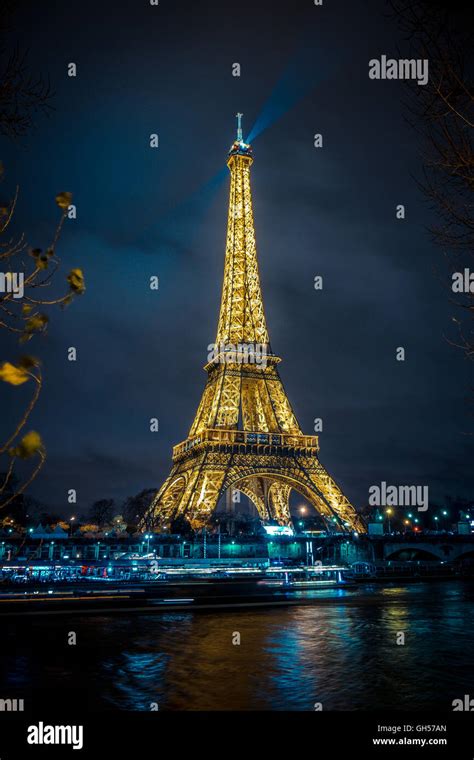 The Beautiful Eiffel Tower In Paris At Night Stock Photo Alamy