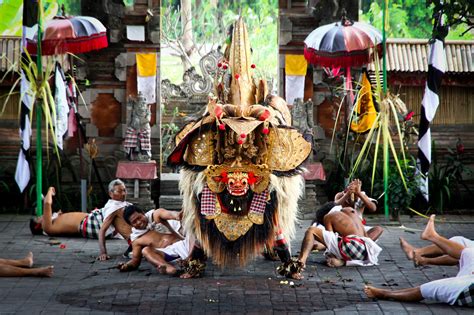 La danse Barong - Bali circuits