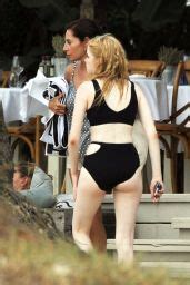Ellie Bamber With Richard Madden On Ibiza Beach Celebmafia