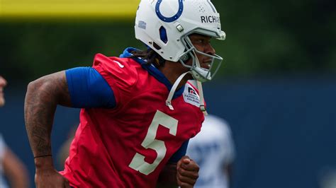 Colts wrap up rookie class by signing QB Anthony Richardson
