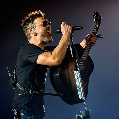 Eric Church Redefines Touring Doubles Down For 2019 Tour Umg Nashville
