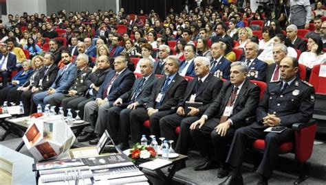 We did not find results for: Kıbrıs'ta "Tabip Binbaşı Nihat İlhan ve şehit ailesi ...