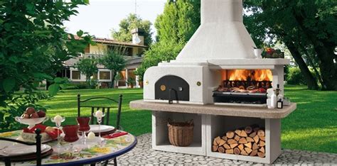 Il forno da giardino è infatti un forno a tutti gli effetti, ma per materiali e forma è adatto agli ambienti esterni. Barbecue in muratura - Barbecue - Barbecue in muratura da ...