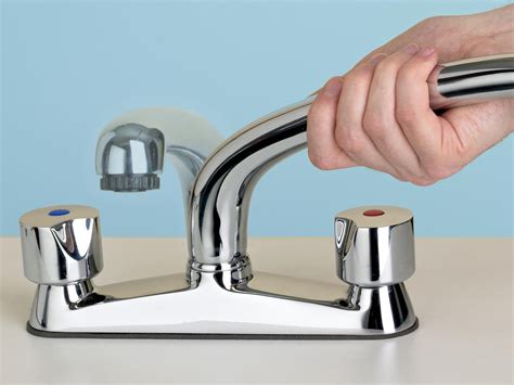 Things to consider while looking for a bathtub faucet. Old Kohler Bathtub Faucets
