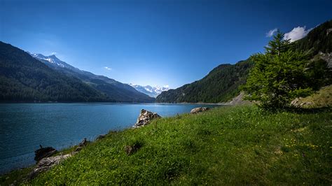 Fonds Decran 1366x768 Suisse Lac Montagnes Photographie De Paysage