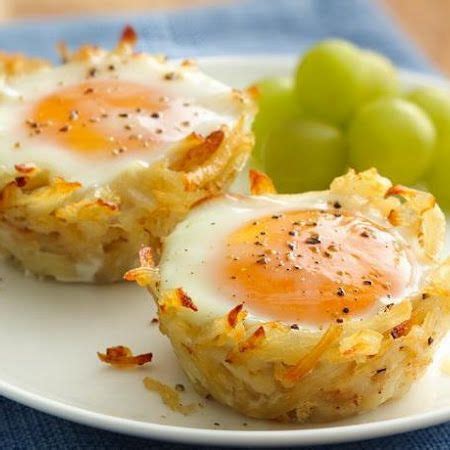 Learn about the number of calories and nutritional and diet information for betty crocker seasoned skillets, hash brown. Hash brown Egg Nests Recipe | Recipe | Recipes, Brunch ...