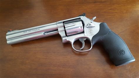 Smith And Wesson 686 Revolver
