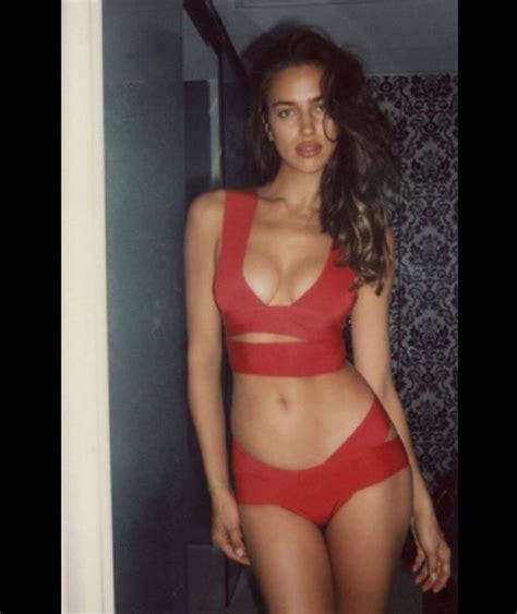 Irina Shayk Showing Off Her Hot Bikini Body In Miami Photos My XXX Hot Girl