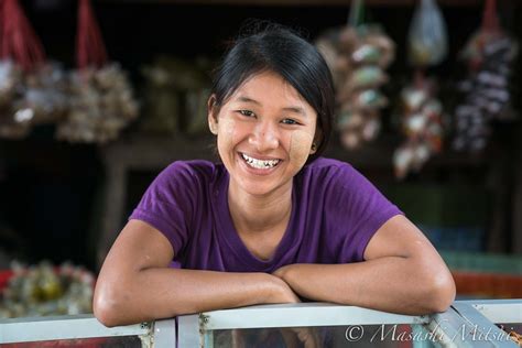 ミャンマー女性は働き者 たびそら 写真家・三井昌志