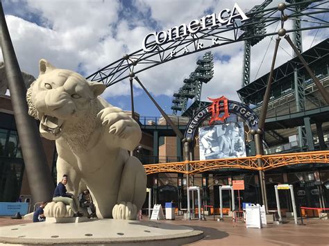 Comerica Park Review Detroit Tigers Ballpark Ratings