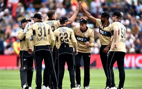 Check new zealand vs australia 2nd t20i 2021, australia tour of new zealand match timings, scoreboard, ball by ball commentary, updates only on espn.com. New Zealand vs Australia, 2021: Second T20I - Martin ...