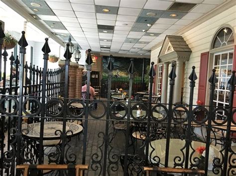 Seasons Restaurant, Williamsburg - Menu, Prices & Restaurant Reviews